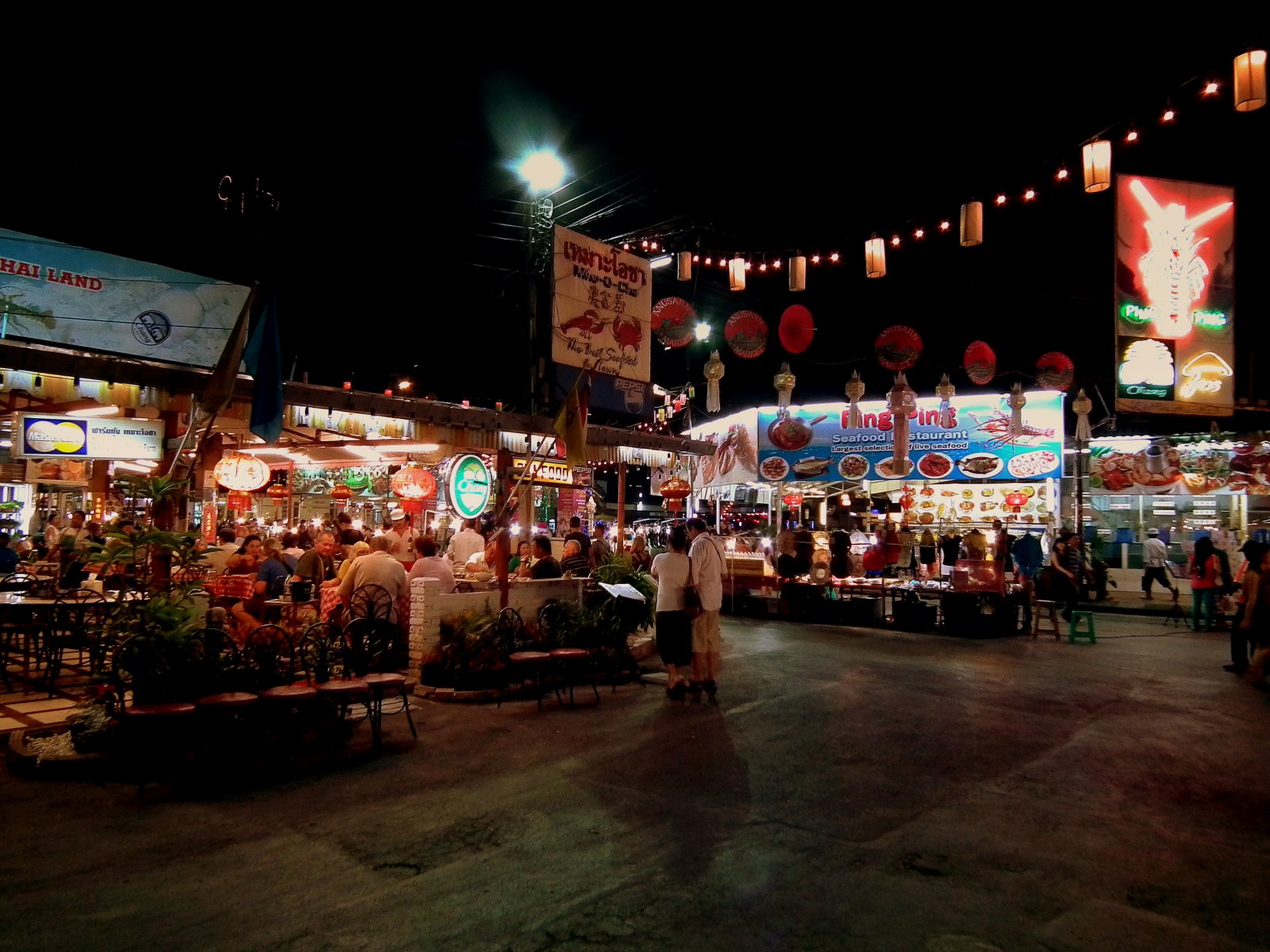 Chiang Mai Night Bazaar, Thailand